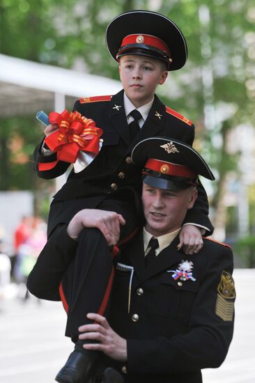 Yekaterinburg's Suvorov Military School celebrates Farewell Bell