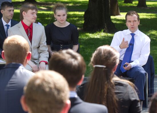 Dmitry Medvedev meets with orphanage graduates