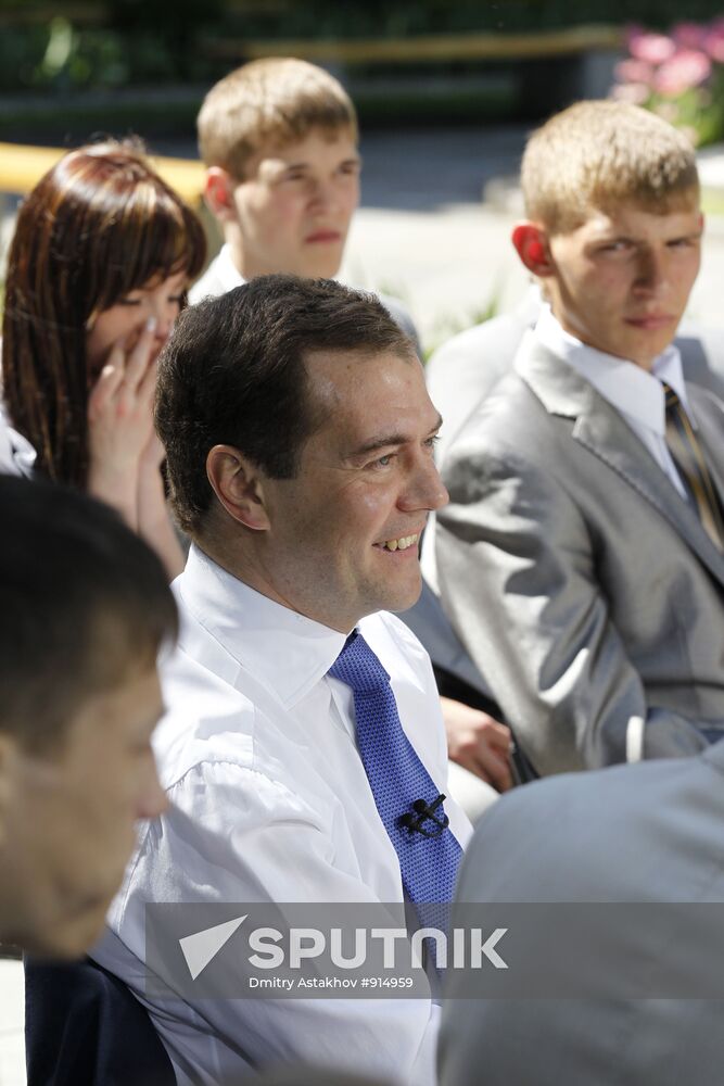 Dmitry Medvedev meets with orphanage graduates