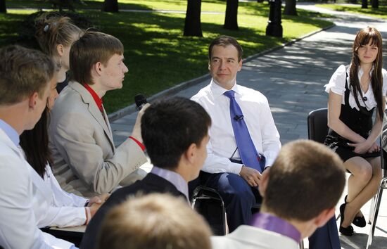 Dmitry Medvedev meets with orphanage graduates at Moscow Kremlin