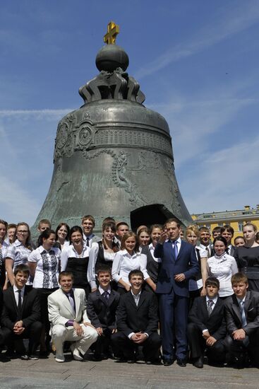 Dmitry Medvedev meets with orphanage graduates at Moscow Kremlin