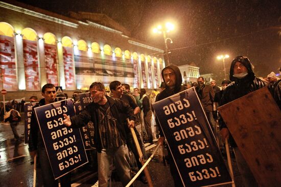 Dispersal of opposition rally on Rustaveli Avenue in Tbilisi