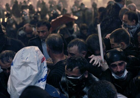Dispersal of opposition rally on Rustaveli Avenue in Tbilisi
