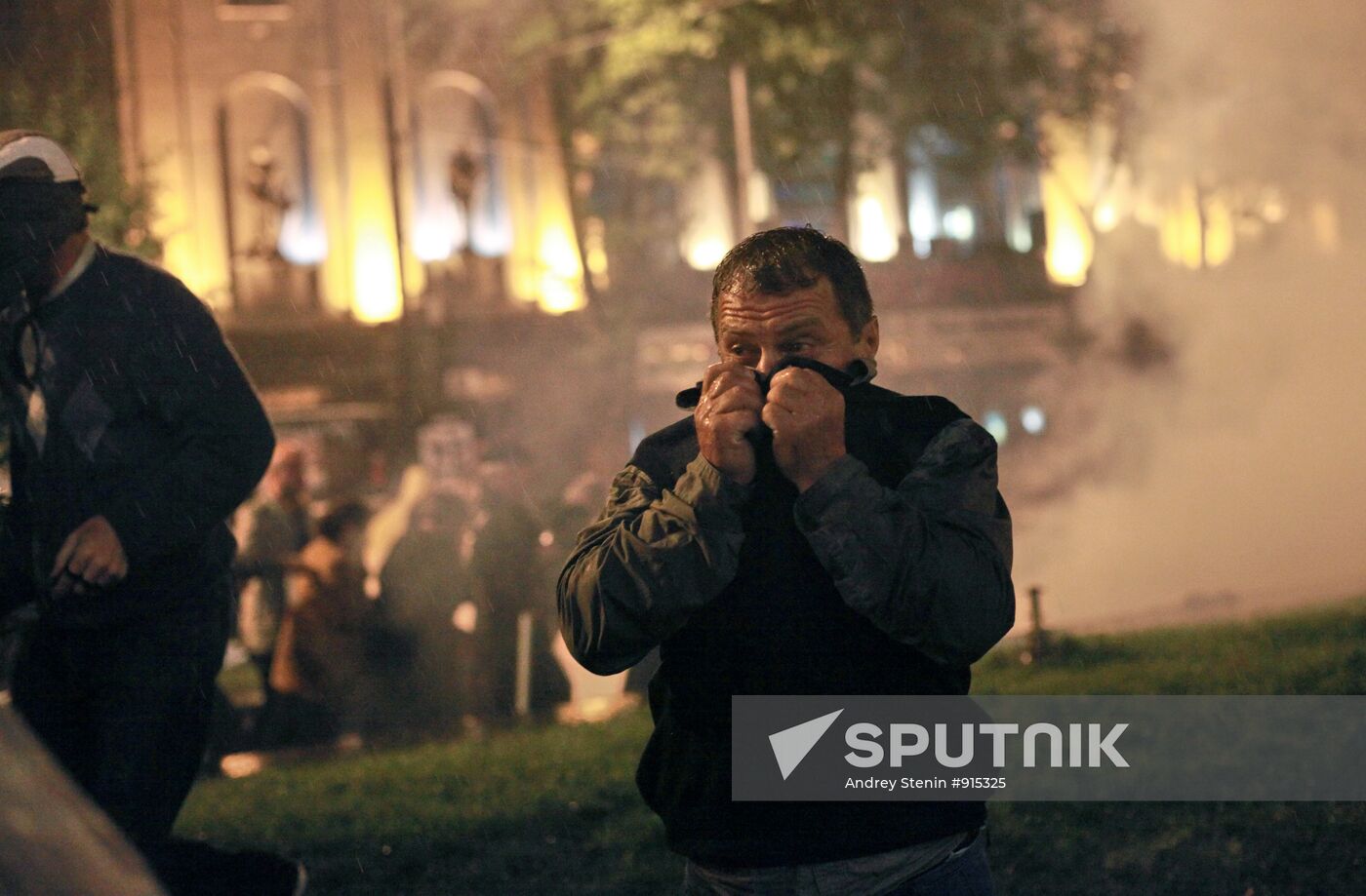 Dispersal of opposition rally on Rustaveli Avenue in Tbilisi