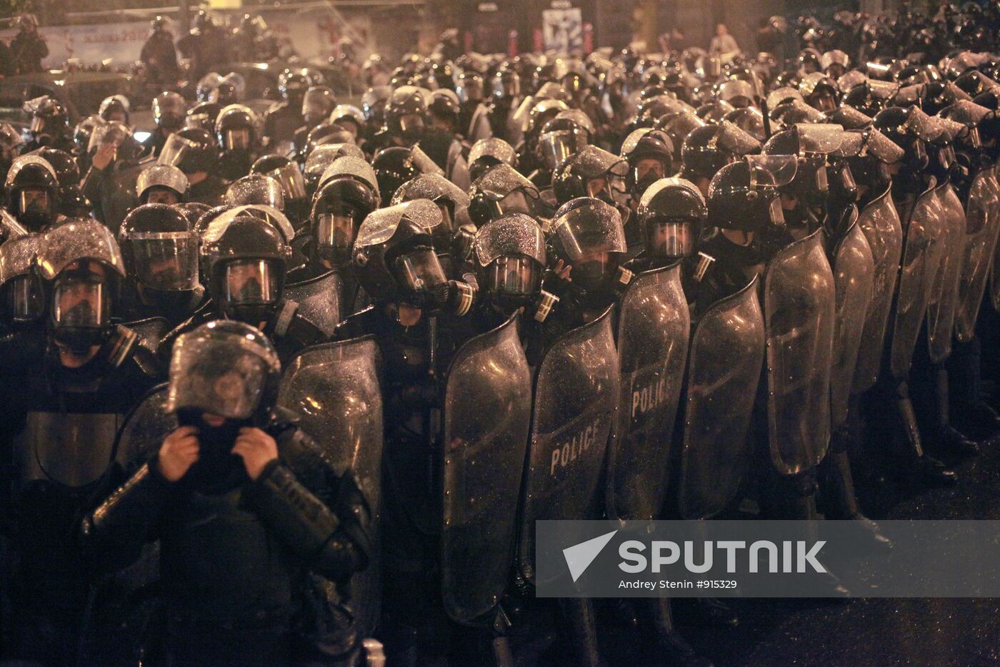 Dispersal of opposition rally on Rustaveli Avenue in Tbilisi