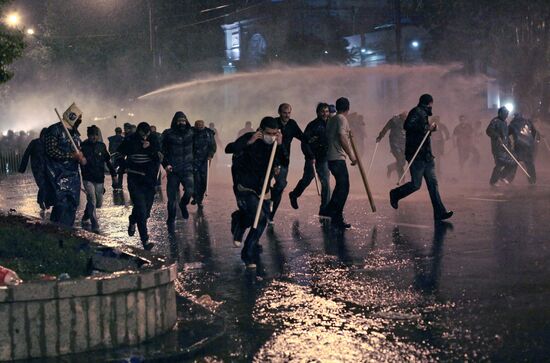 Dispersal of opposition rally on Rustaveli Avenue in Tbilisi