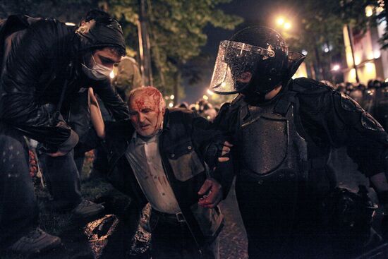 Dispersal of opposition rally on Rustaveli Avenue in Tbilisi