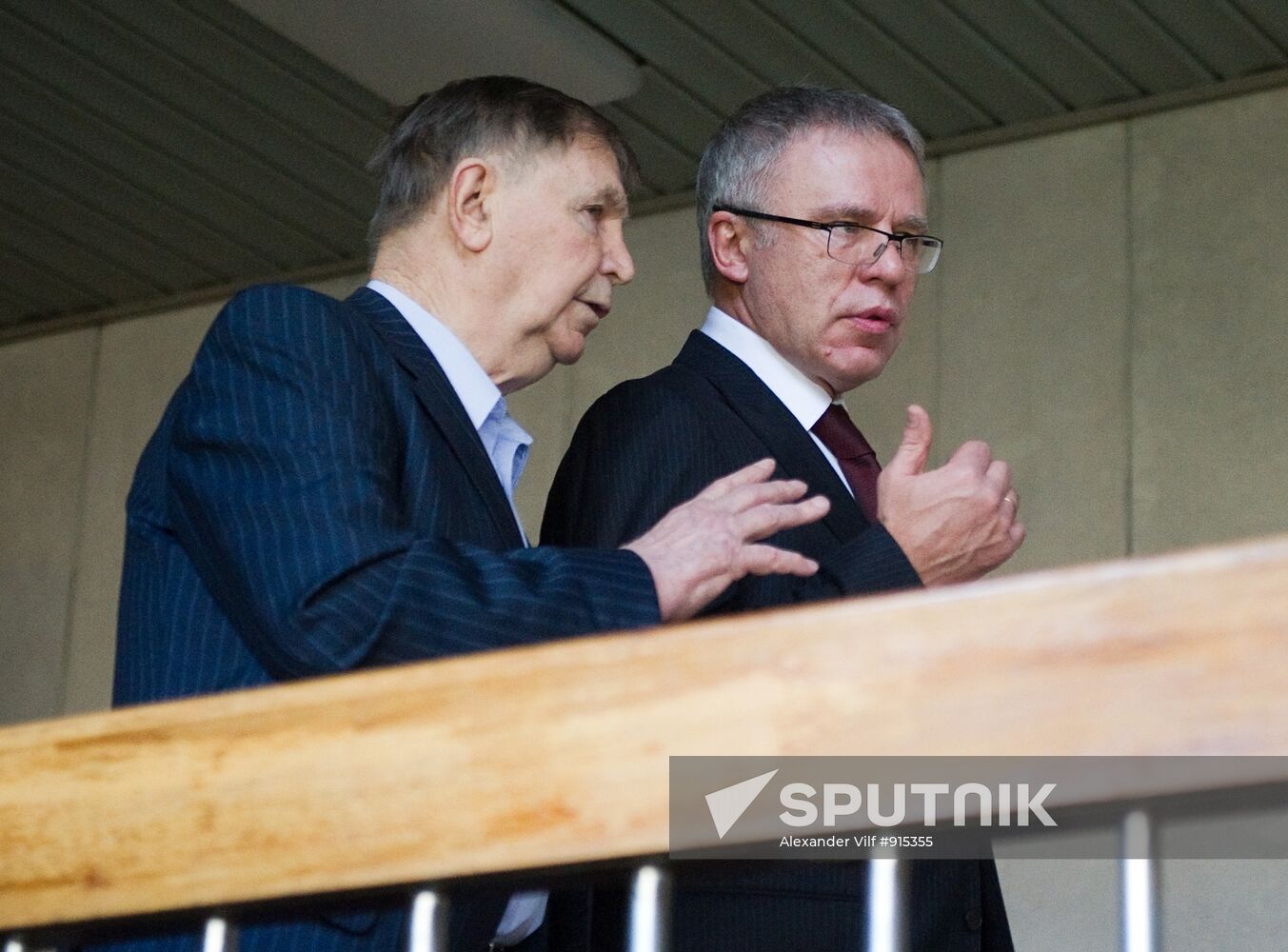 Viktor Tikhonov, Vyacheslav Fetisov