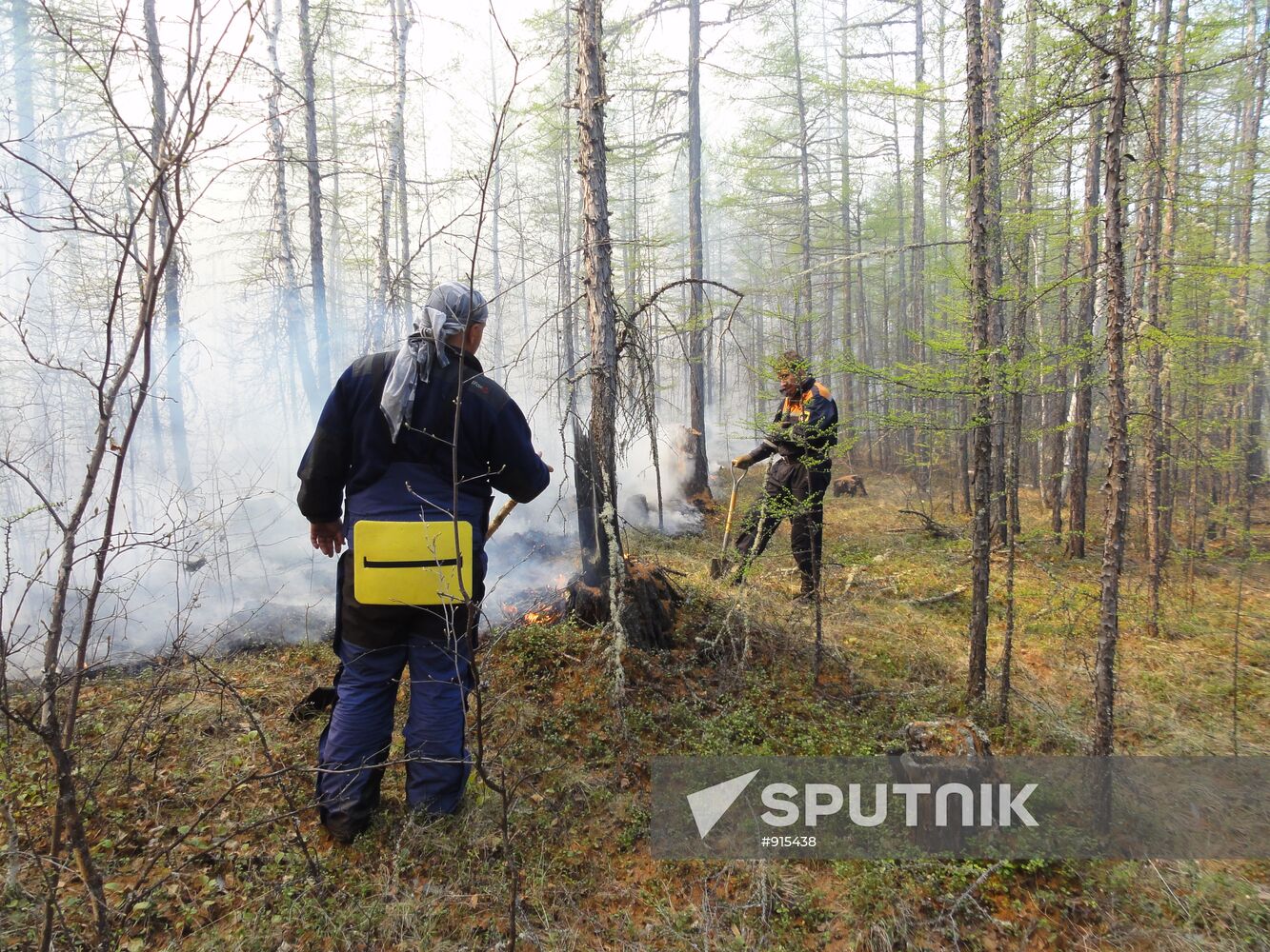 Fire crews battle wildfires in Yakutsk