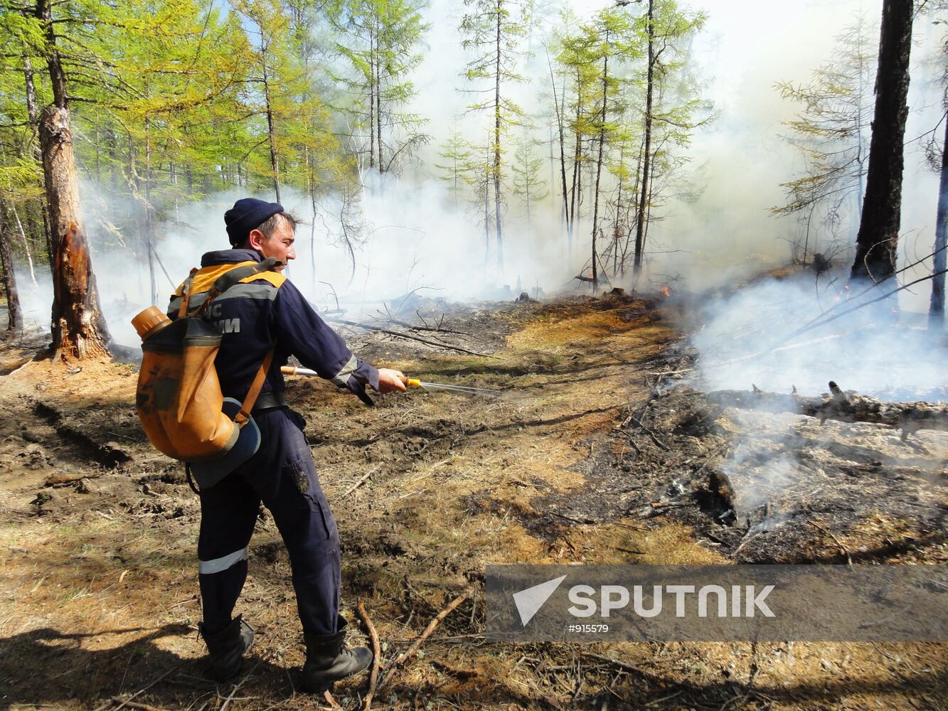 Fire crews battle wildfires in Yakutsk