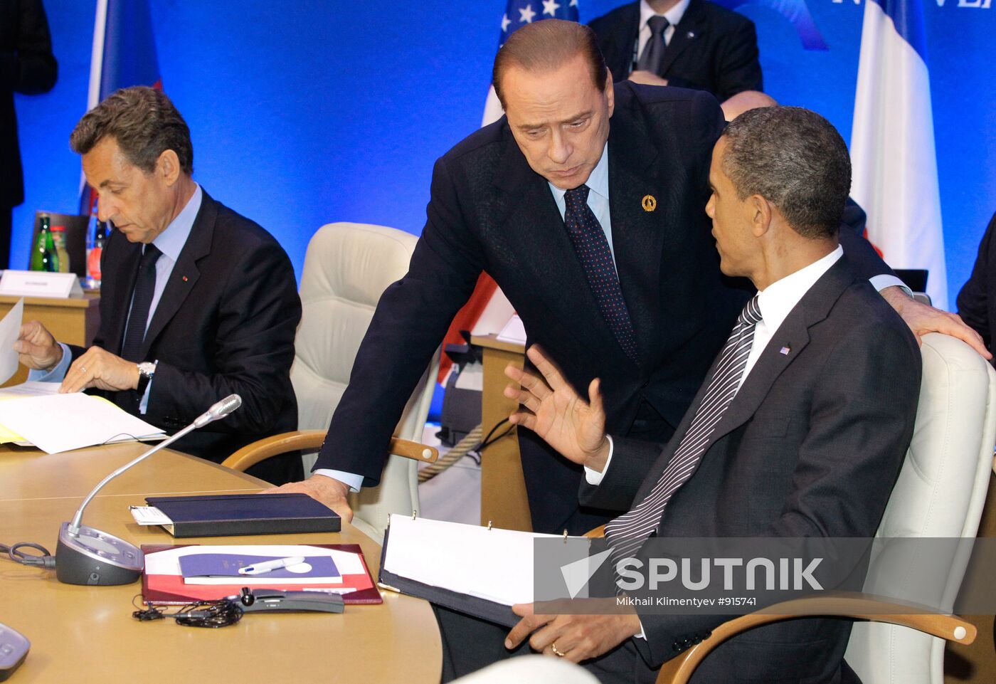 Nicolas Sarkozy, Silvio Berlusconi, Barak Obama