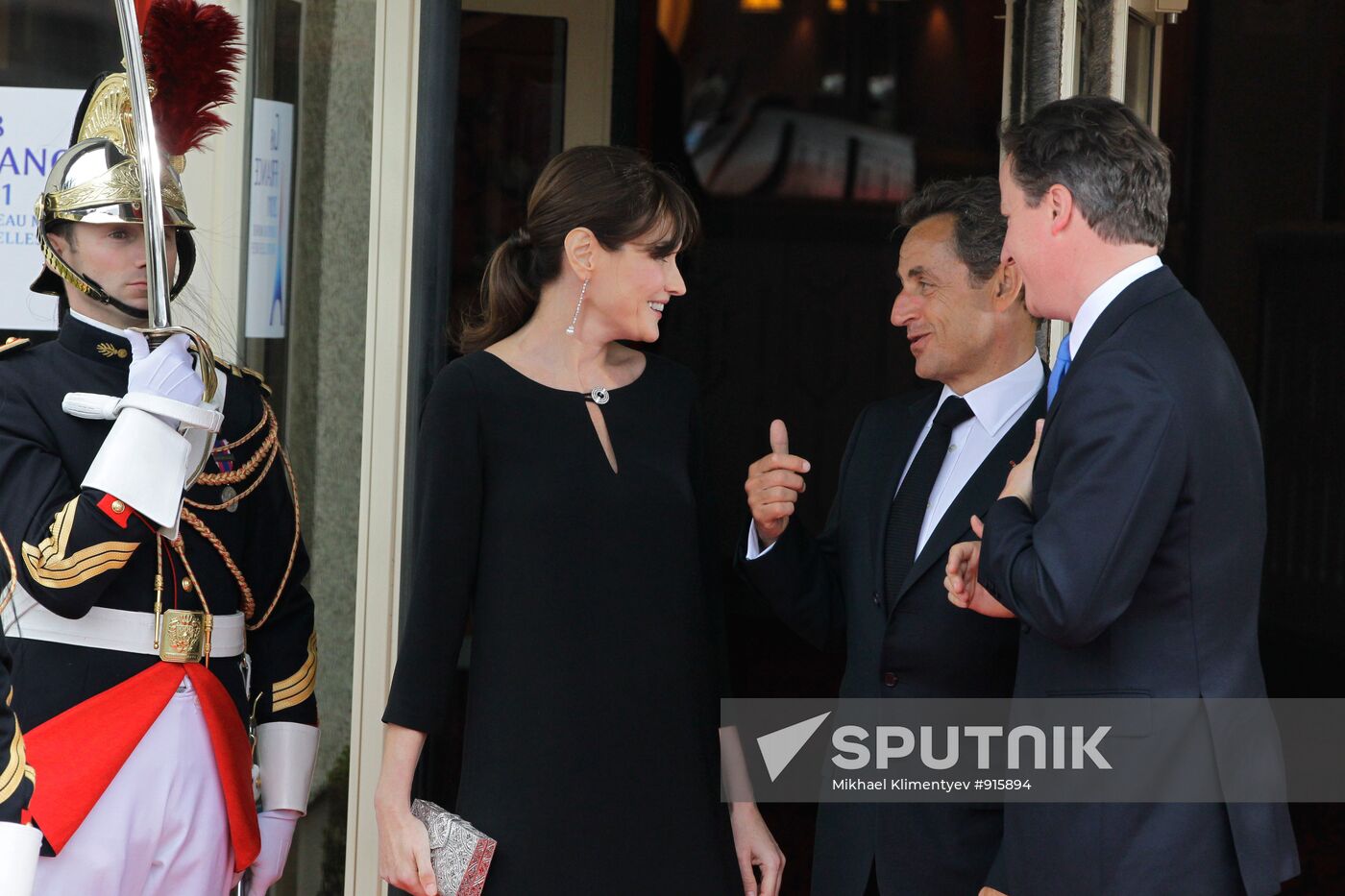 Nicolas Sarkozy, Carla Bruni, David Cameron