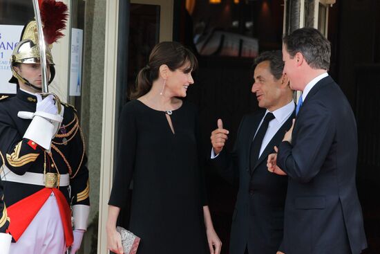 Nicolas Sarkozy, Carla Bruni, David Cameron
