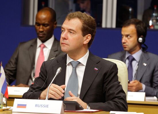 Dmitry Medvedev at G8 summit in Deauville. Day two