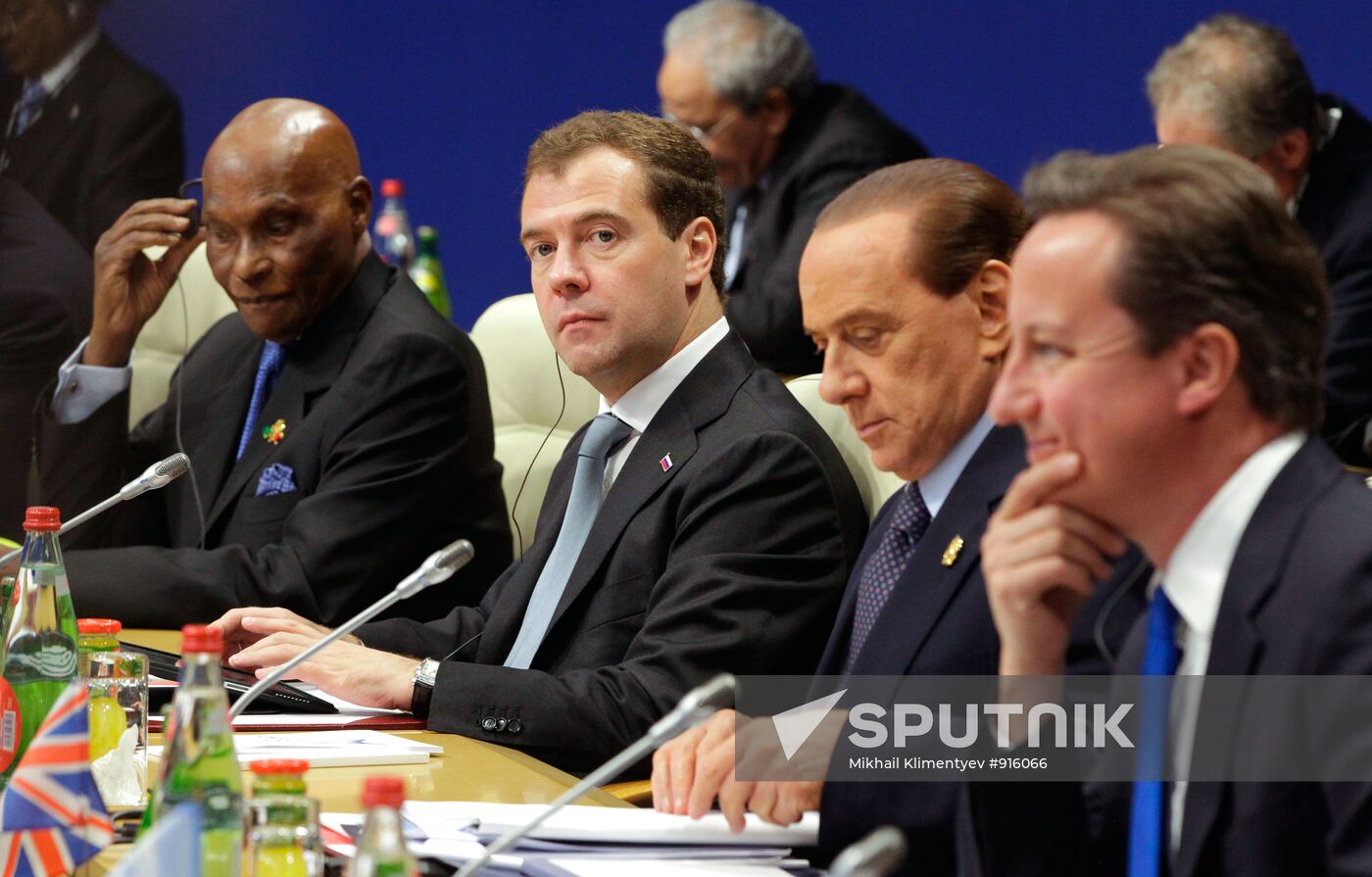 Dmitry Medvedev at G8 summit in Deauville. Day two