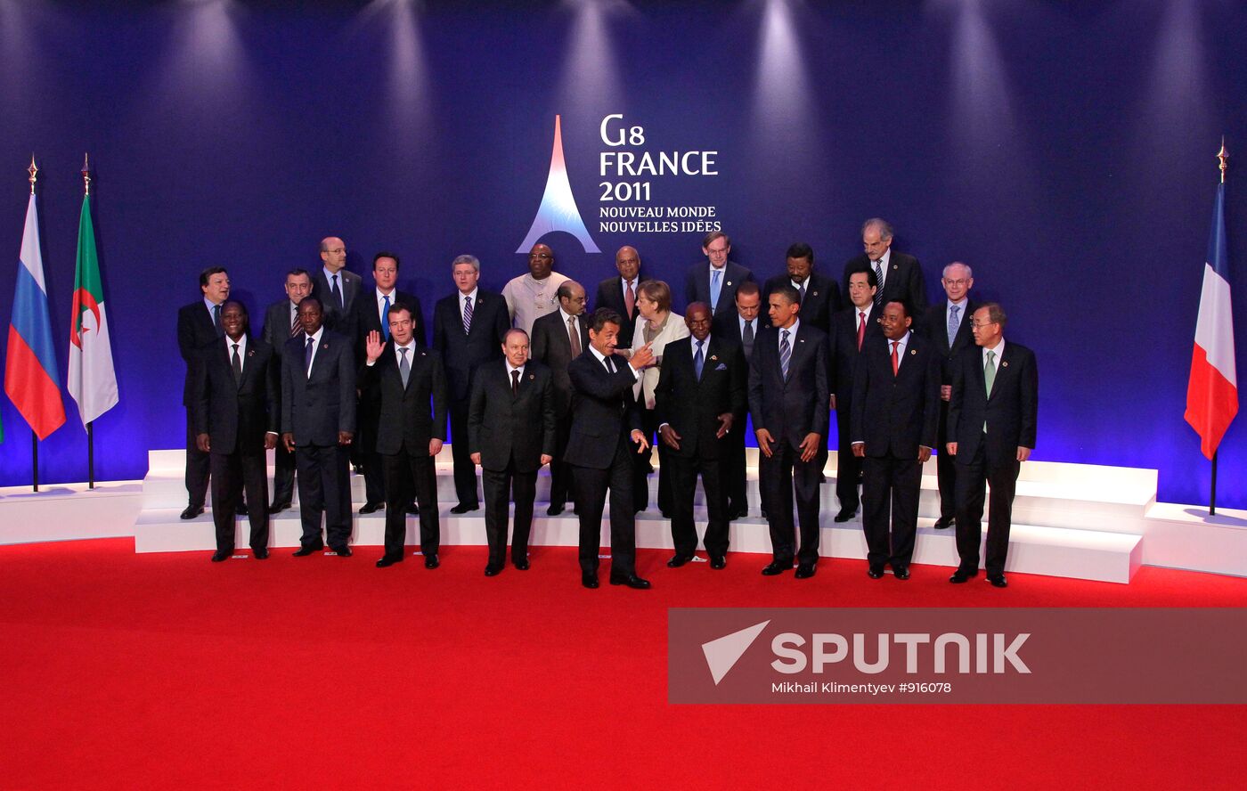 Dmitry Medvedev attends G8 summit in Deauville. Second day