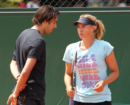 Maria Sharapova and Sasha Vujačić