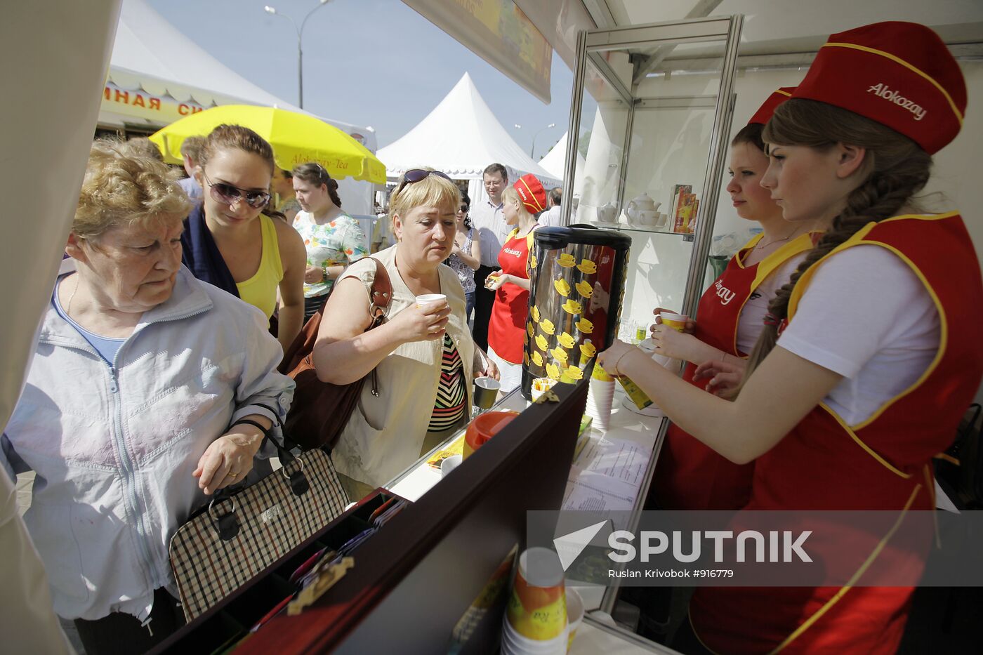 8th World Tea and Coffee Festival Fair at Kolomenskoye