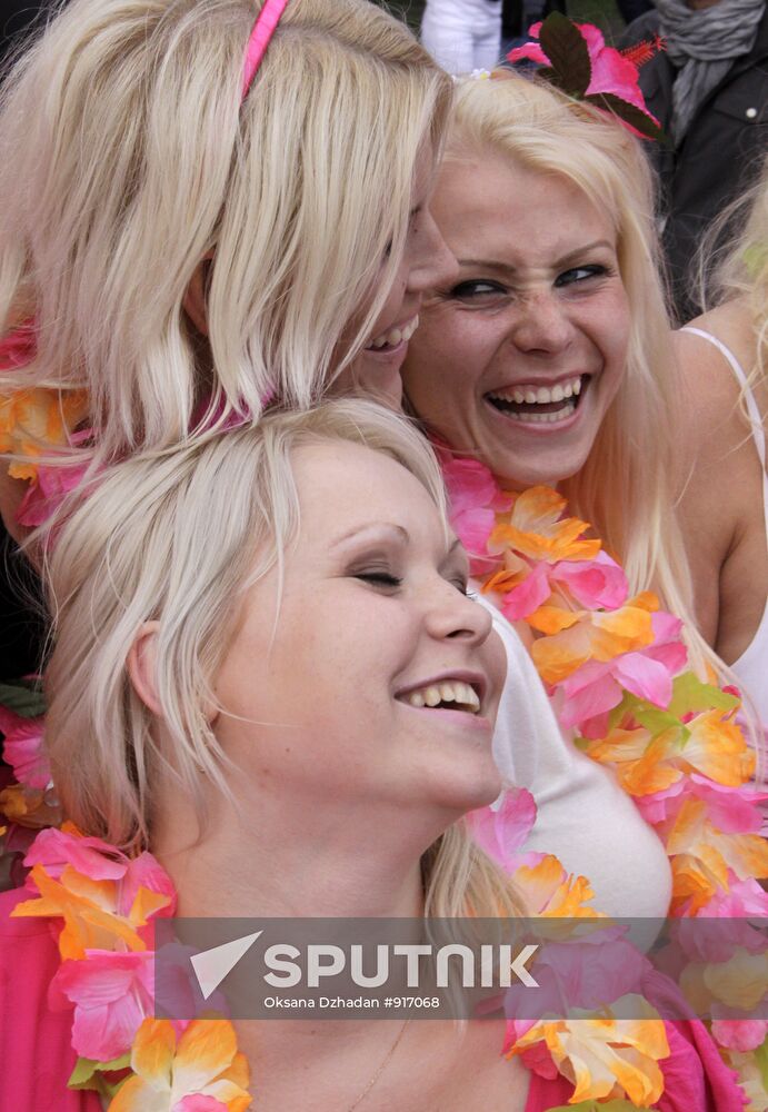 International Blonde Parade