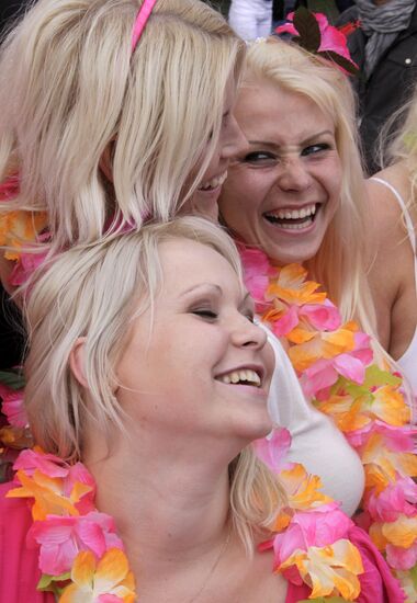 International Blonde Parade