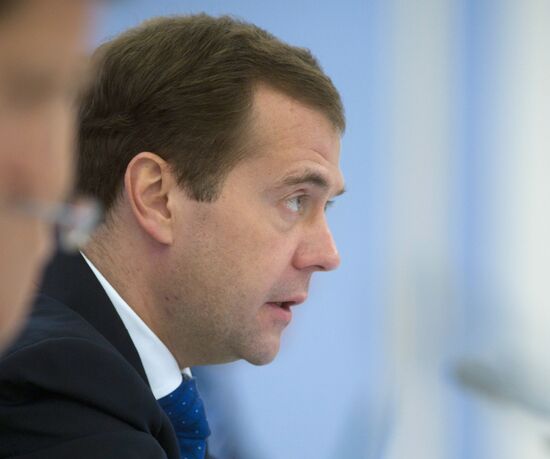 Dmitry Medvedev holds State Council meeting on national projects
