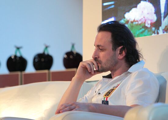 Ilya Averbukh