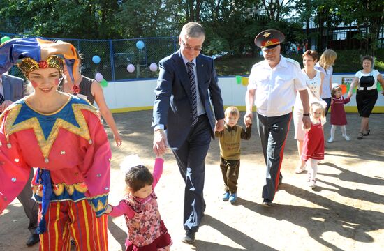 Vladimir Kolokoltsev visits children' social shelter