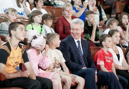 Sergei Sobyanin attends children's festival at Moscow Circus