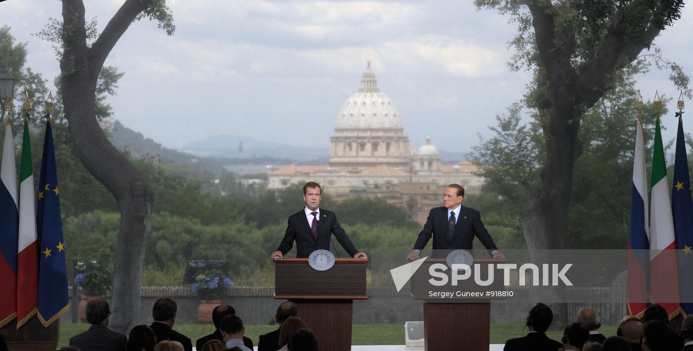 Dmitry Medvedev visits Italy