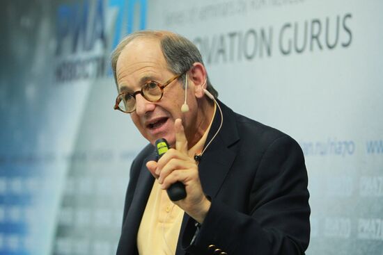 Ralph Simon