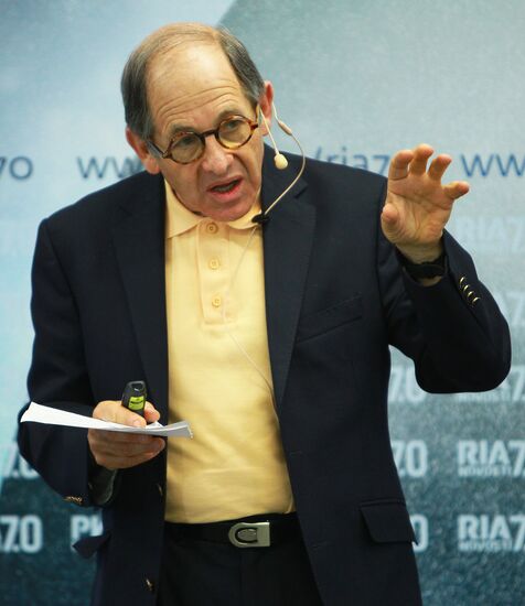 Ralph Simon