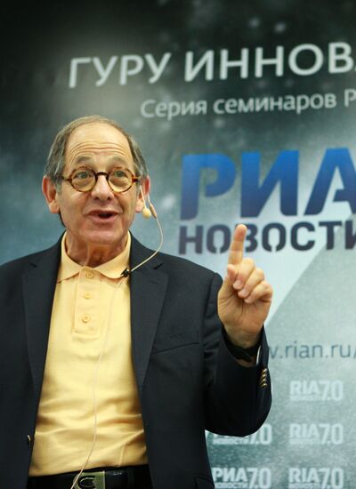 Ralph Simon