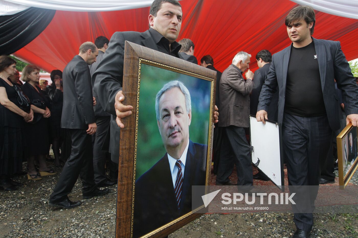 Funeral service for Abkhaz President Sergei Bagapsh