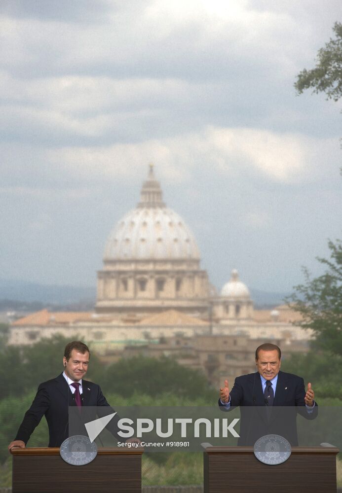 Dmitry Medvedev on working visit to Italy