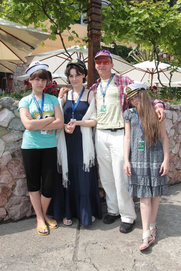 Ivan Okhlobystin with his family