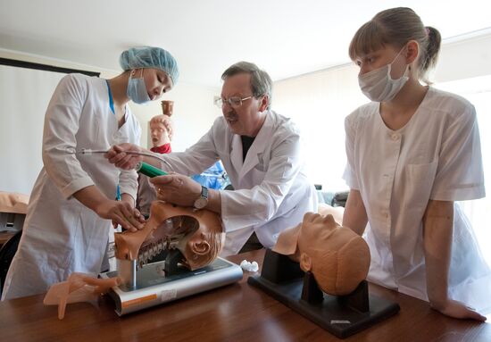 Educating students at Department Anesthesiology-Intensive Care