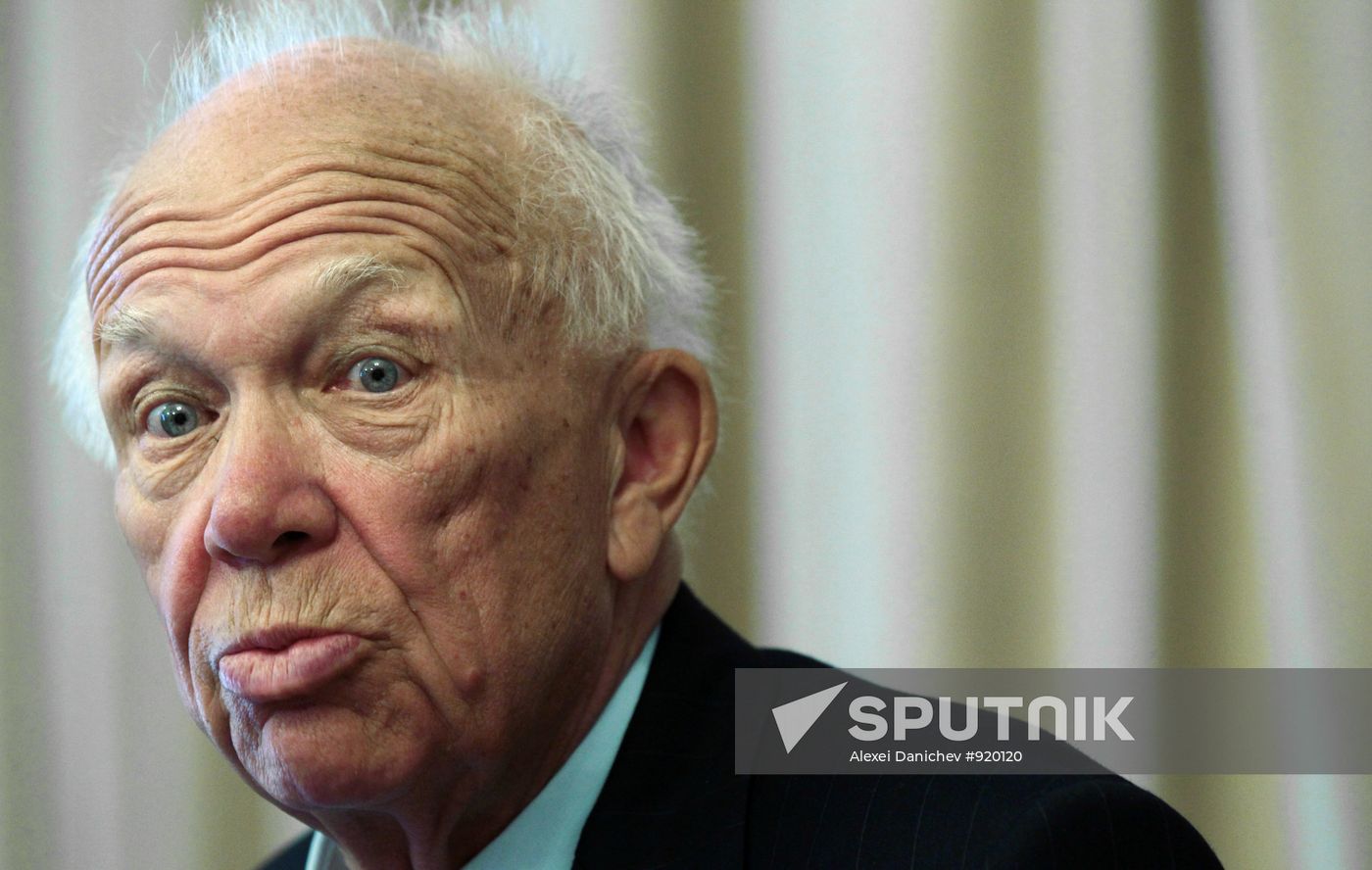 Lecture by Sergei Khrushchev