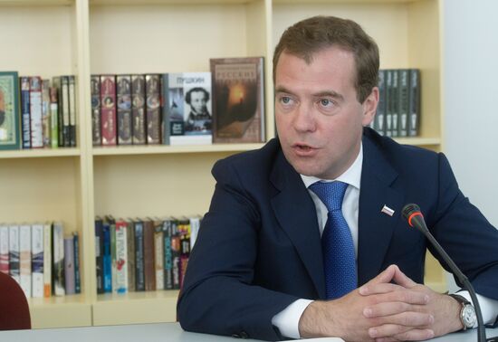 Dmitry Medvedev visits A.S. Pushkin Russian Language Institute