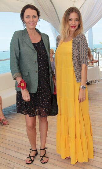 Tatyana Lyutayeva and Agnia Ditkovskite