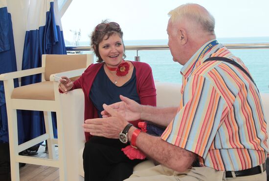 Avdotya Smirnova and Boris Notkin