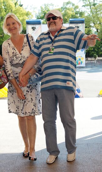 Vladimir Khotinenko with wife, Tatyana