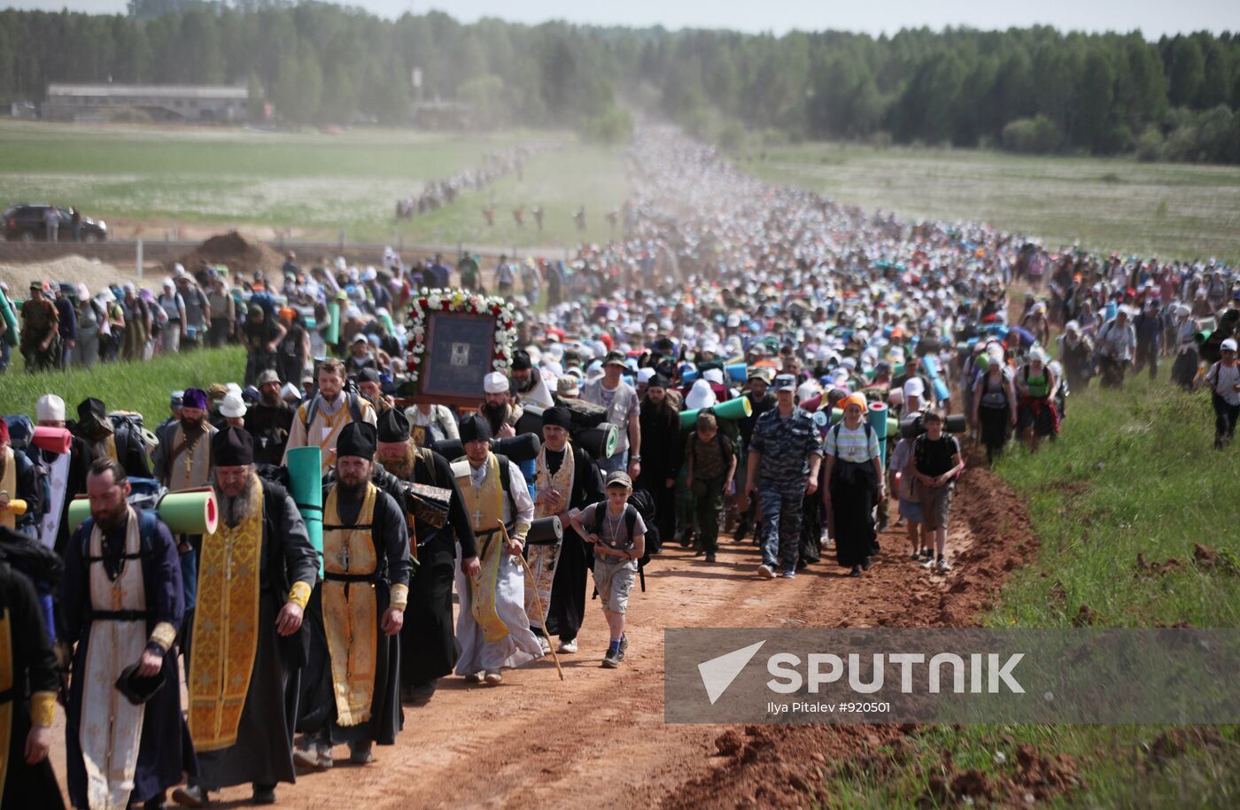 Cross Procession to Velikaya River in Kirov Region