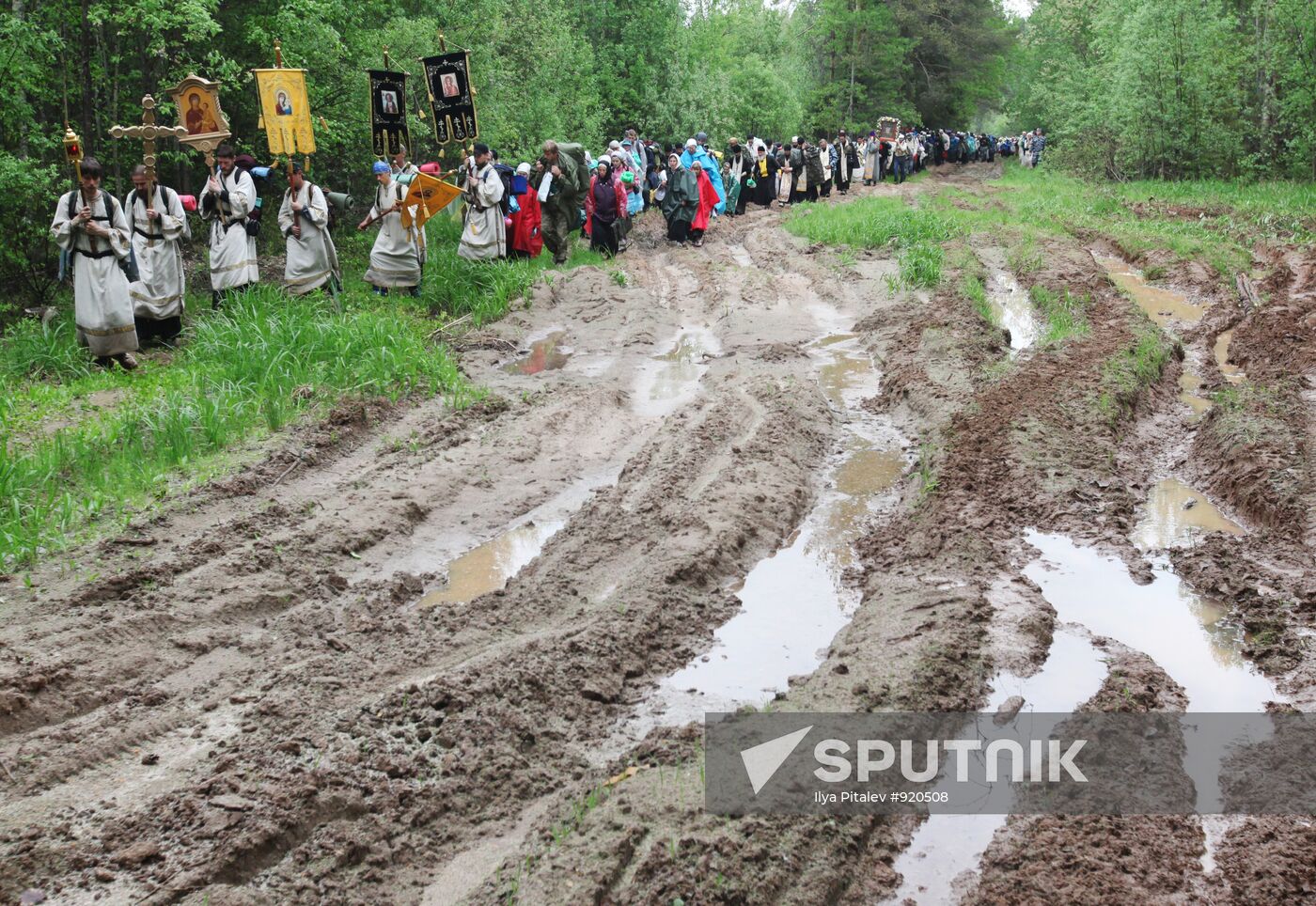 Cross Procession to Velikaya River in Kirov Region