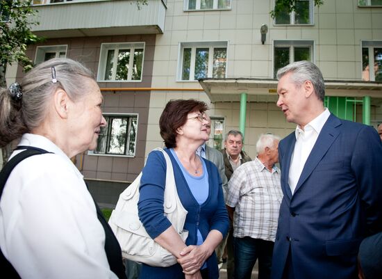 Sergei Sobyanin visits sites in capital's Northern district