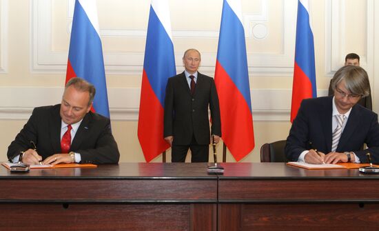 Russian Prime Minister Vladimir Putin visits MIIT