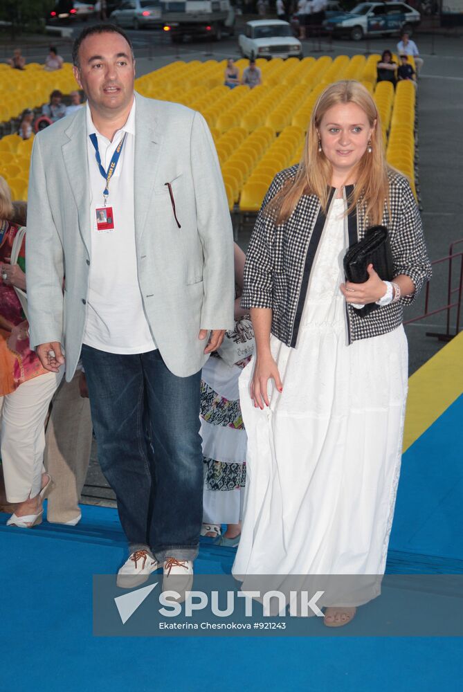 Alexander Rosnyansky and Anna Mikhalkova