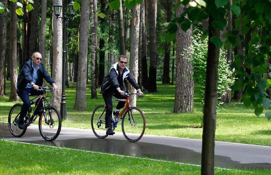 Informal meeting of Dmitry Medvedev and Vladimir Putin