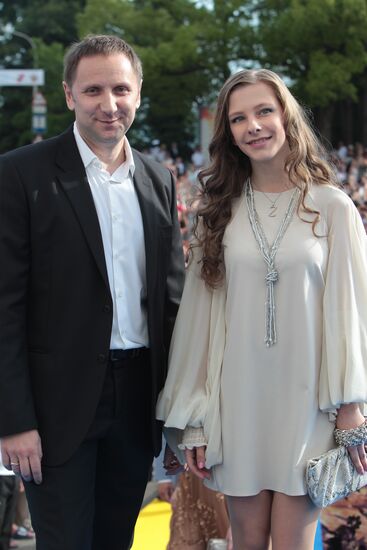 Vyacheslav Murugov, Yelizaveta Arzamasova