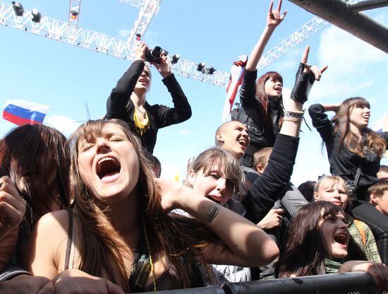 Third international rock festival Rock Nad Volgoi (Rock Over the