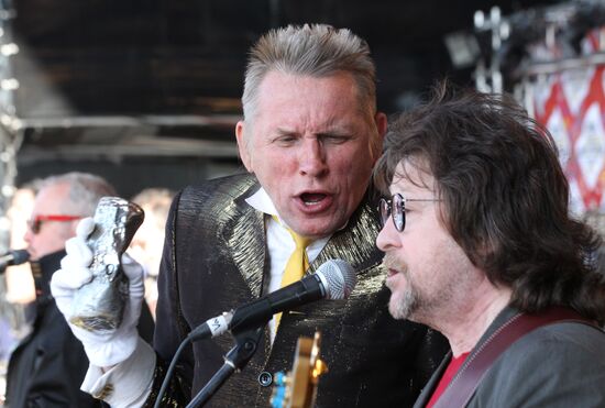 Oleg Garkusha and Alexander Kutikov